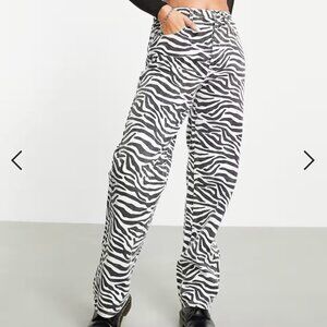 Signature8 Zebra Print Jeans (Size Small)